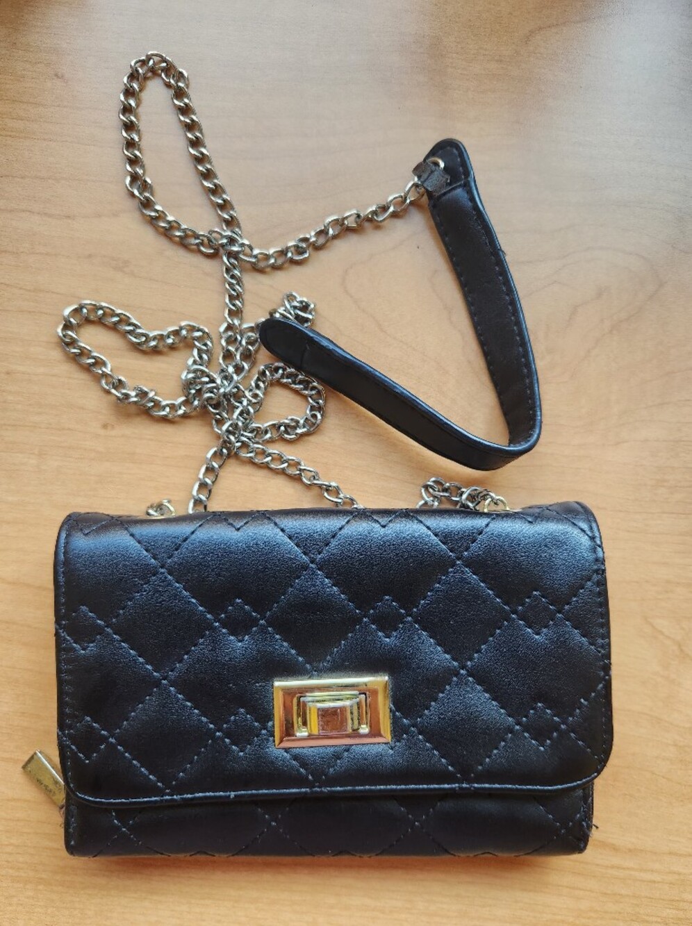 Quilted Black Chain Shoulder Bag - Elegant Everyday Crossbody